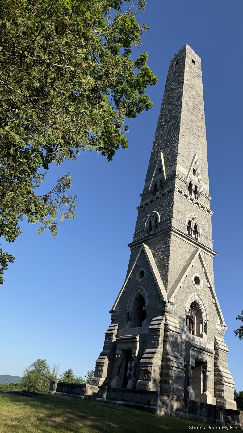 Saratoga Monument